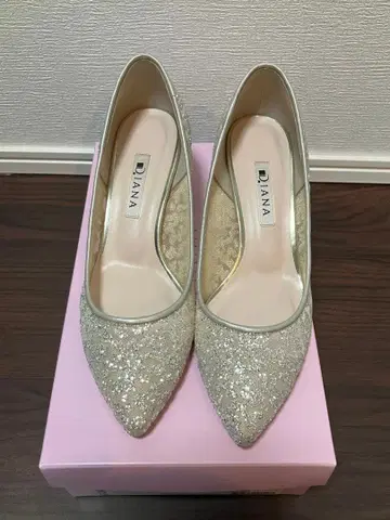 [1회 사용만] DIANA 펌프스 글리터 튤 23cm / 힐 5cm