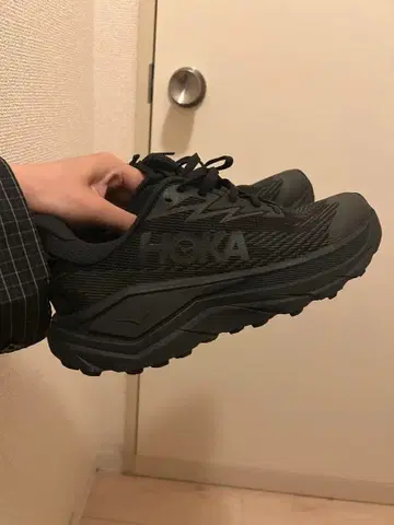 호카 챌린저 8 GTX