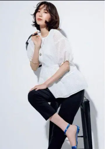 최종 가격 인하! 바니스뉴욕 메쉬 퍼프 슬리브 티어드 상의