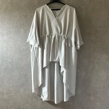 [ 새상품급 ] 오즈모시스 비대칭 롱 튜닉 V넥 그레이 ONE