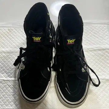 VANS 토이 스토리 Sk8-Hi 버즈 라이트이어