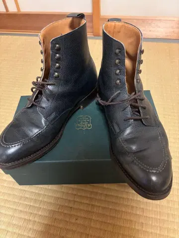 크로켓&존스 UK7.5 부츠
