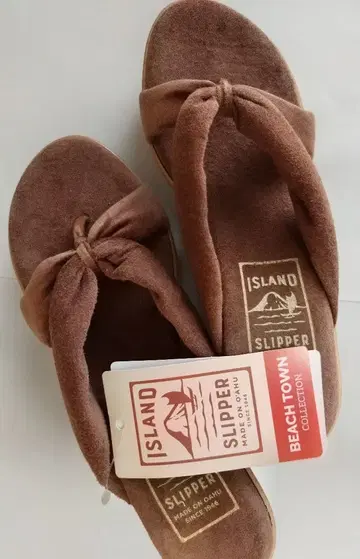 ISLAND SLIPPER 샌들 23.5~24