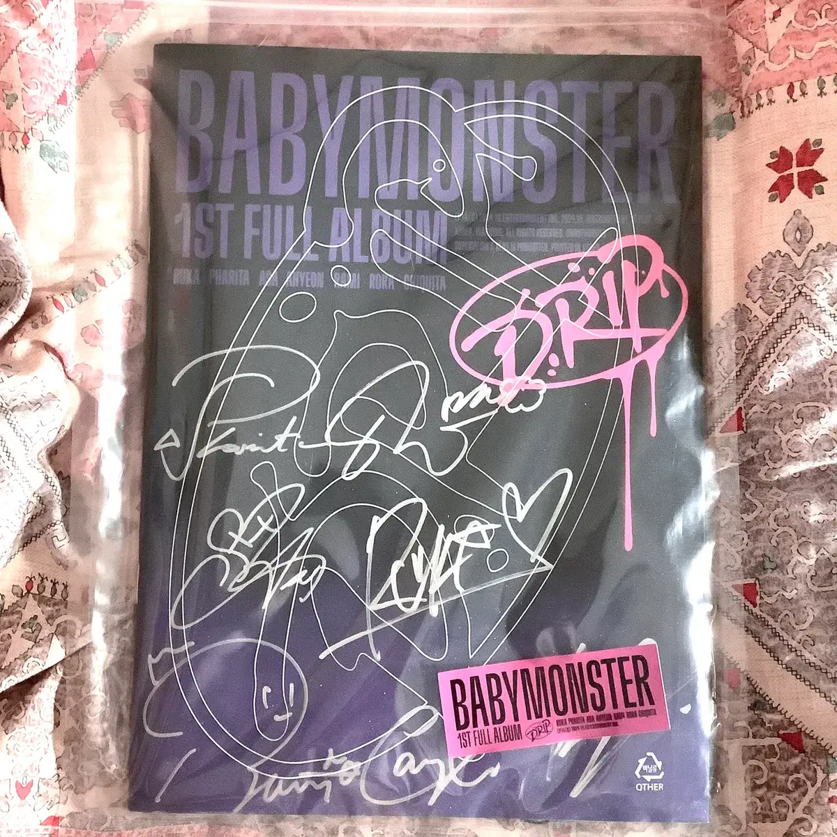 Shop babymonster sign on Bunjang Global Site - No more Korean account!