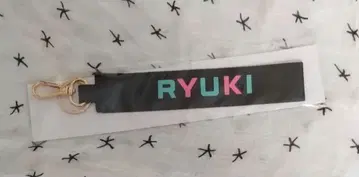 MAZZEL RYUKI 스트랩 키링