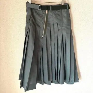 sacai 사카이 나일론 트윌 비대칭 플리츠 스커트