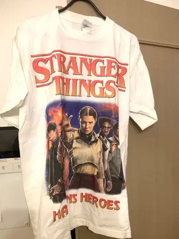 [ 새상품 ] 기묘한 이야기 Stranger Things 셔츠 화이트