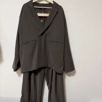 ADRER 오버 테일러드 셋업