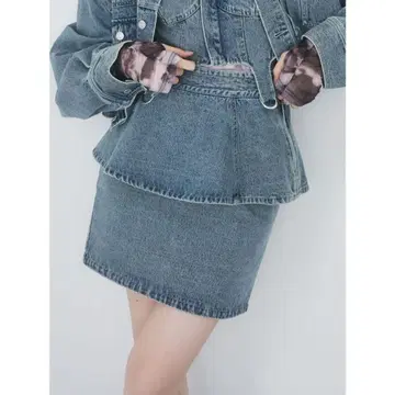 MURUA 페플럼 데님 미니 스커트
