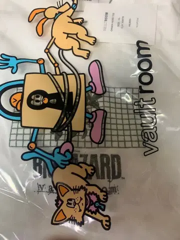 볼트룸 바이오하자드 9 허브 T셔츠