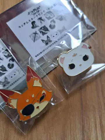 천관사복 랜덤 모티브 핀즈 2종 세트