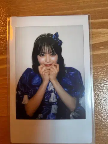 마스다 아야노 리본 의상 폴라로이드