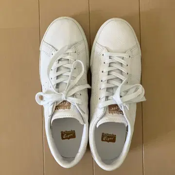 오니츠카타이거 스니커즈 화이트 25.5