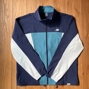 New Balance 나일론 자켓 우븐 트랙 자켓