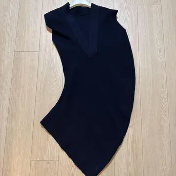 sacai 24AW 슬리브리스 비대칭 니트 네이비 사이즈 1