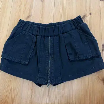 LIZ LISA 프론트 지퍼 숏팬츠 블랙