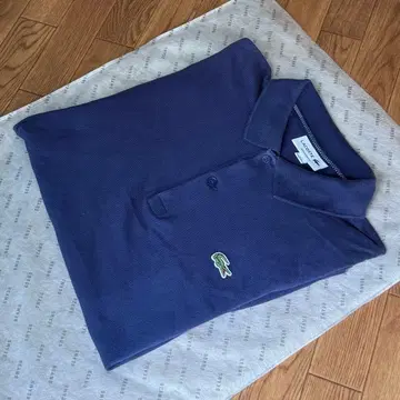 LACOSTE 라코스테 피케 셔츠 네이비 백 로고 자수