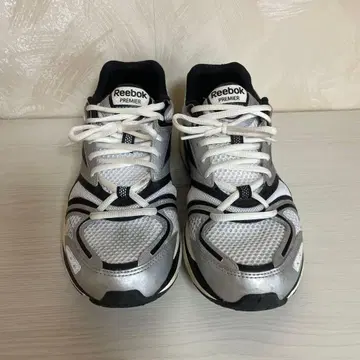 Reebok PREMIER 스니커즈 25cm