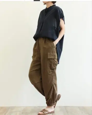 SACRA 사쿠라 시어 크로스 카고 팬츠 38