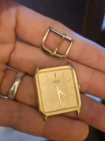 SEIKO 9021-5210 스퀘어 골드 쿼츠 손목시계