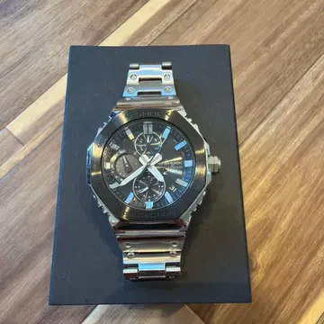 카시오 G-SHOCK GMC-B2100BT-1AJF
