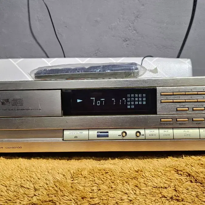 인켈 금장 CD 플레이어 CD-5010G 리모컨 포함