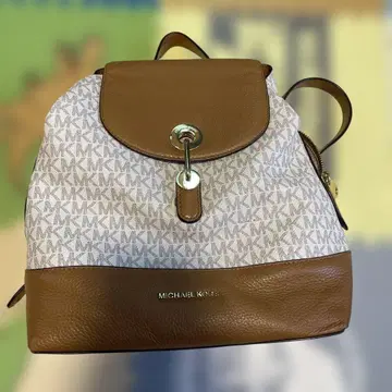 MICHAEL KORS RAVEN 미디엄 백팩