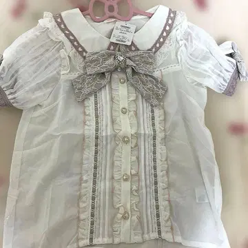 택 포함 새상품 리즈리사 하트 옷깃 블라우스 핑크