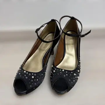 PANIER 펄 비쥬 펌프스 블랙 L