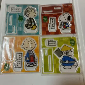 PEANUTS 스누피 미츠코시 아크릴 스탠드