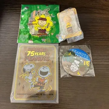 PEANUTS 스누피 찰리 브라운 세트