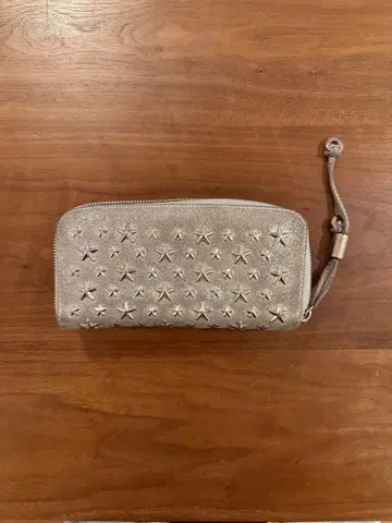 JIMMY CHOO 장지갑 스타 스터드 실버