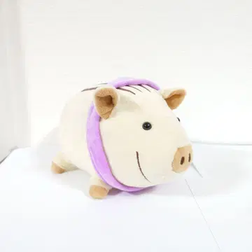 도쿄 국제 포럼 띠별 돼지 봉제 인형