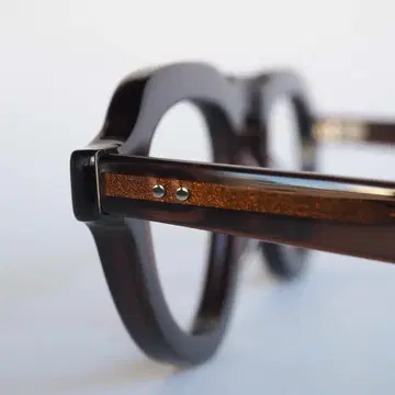 SNEAK PEEK Model: Taxman