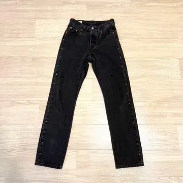 Levi's 501 스트레이트 데님 블랙 W23 L30 스터드
