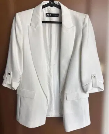 즉시 구매 ok ZARA 화이트 자켓 테일러드 롤업