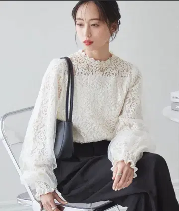 튤 도킹 플라워 레이스 블라우스 아이보리 M