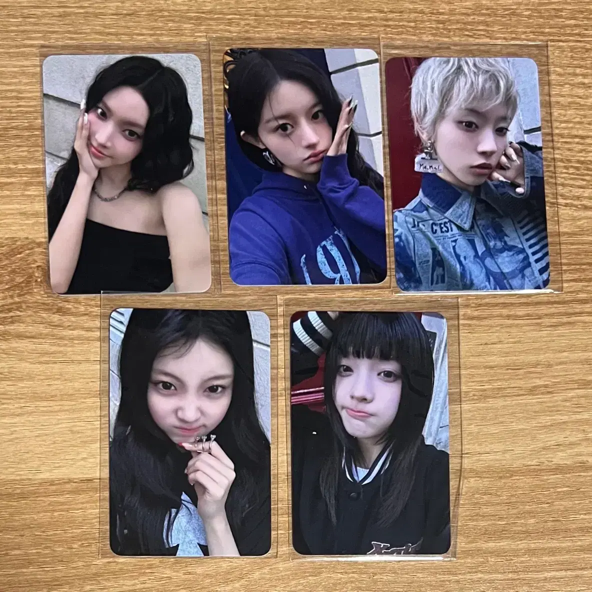 Triples seoyeon sign polaroid for sale, negotiable. | Bunjang Global