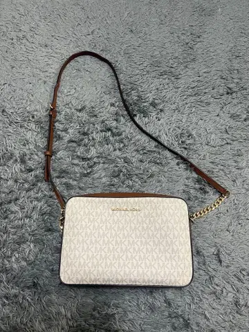 MICHAEL KORS 마이클코어스 모노그램 체인 숄더백