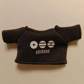BTS 아리랑 ARIRANG 10cm 인형 옷 티셔츠 블랙 로고 화이트