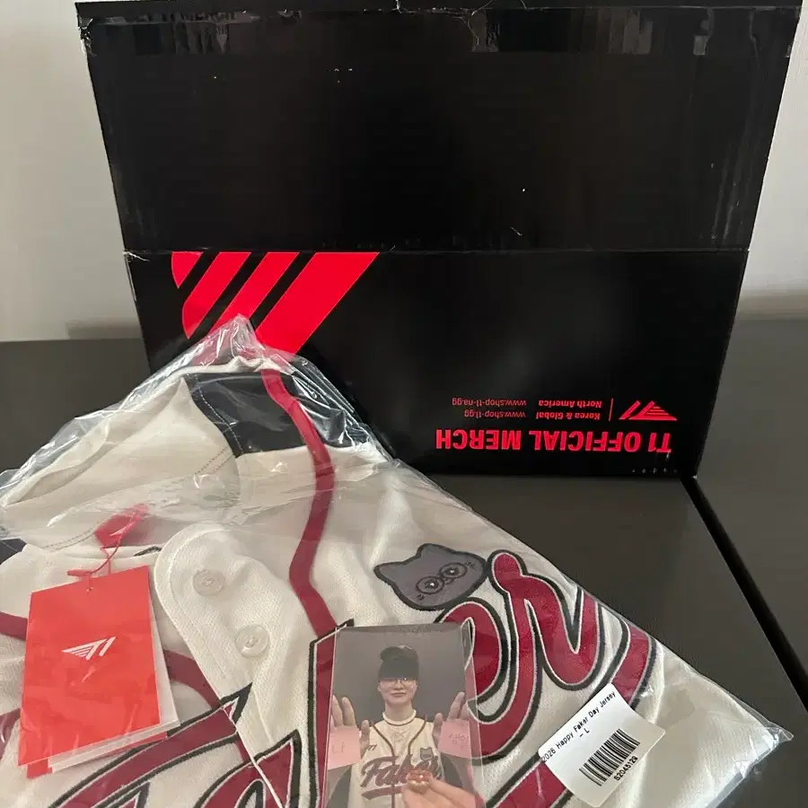 T1 Faker birthday uniform | Bunjang Global