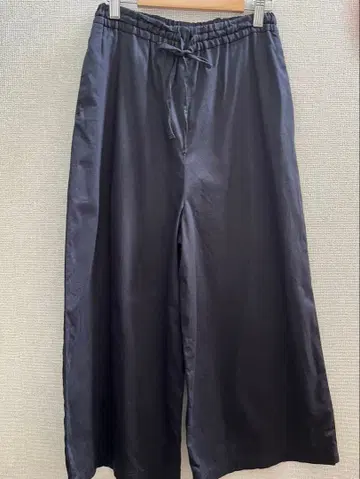미즈이로 인드 와이드 팬츠 블랙