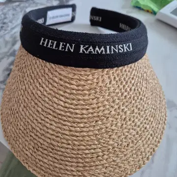 ヘレンカミンスキーラピアサンバイザー