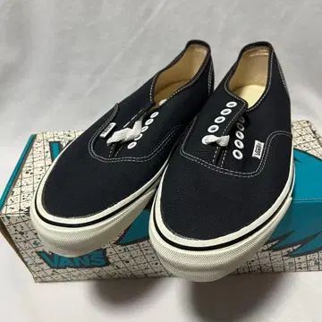 DEAD 80s vans authentic wide 스니커즈 9 1/2