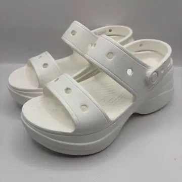 새상품급 crocs 샌들 통굽 W6 22.0cm 화이트