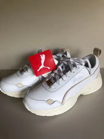 택 포함 미사용 PUMA 시리아 모드 LUX 스니커즈 23cm 화이트