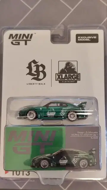 MINIGT Nissan LB-Silhouette WORKS GT
