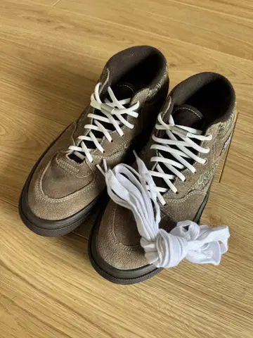 VANS HALF CAB Pedro Delfino US9