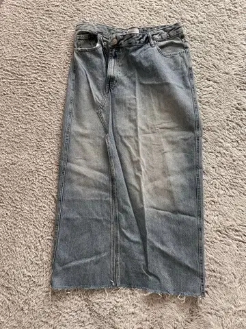 ZARA 데님 타이트 스커트 컷오프 가공