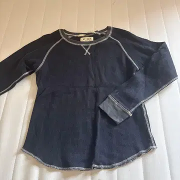 AVIREX WOMAN 긴팔 써멀